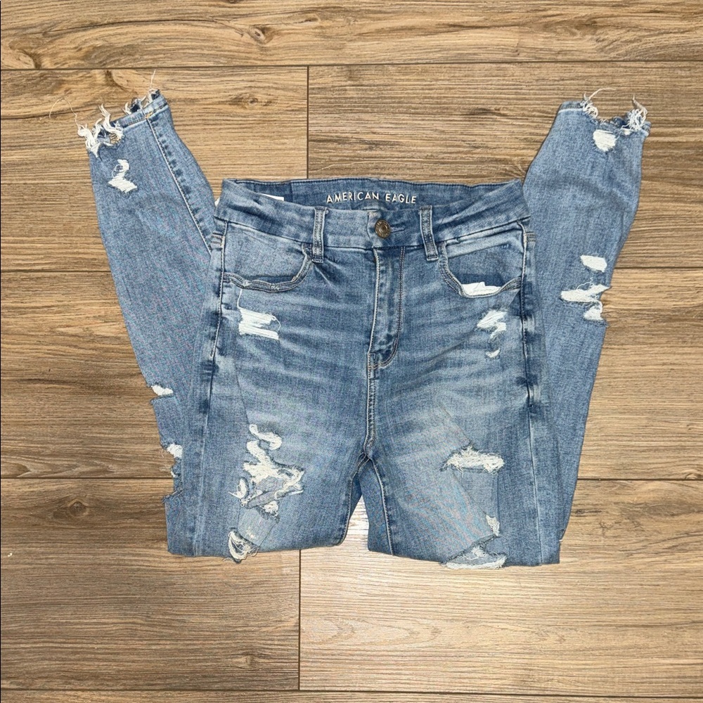 American Eagle Outfitters Women's Ripped Light Blue Skinny Jeans